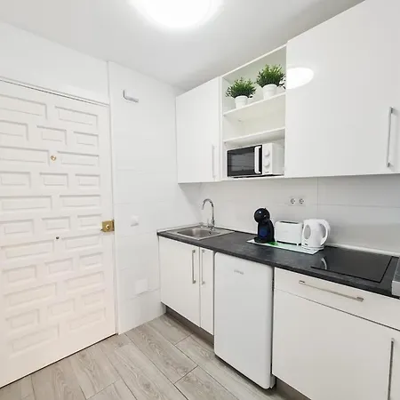 Apartment Beautiful In Benalbeach Benalmadena